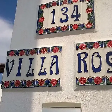 Rosa Pensión *