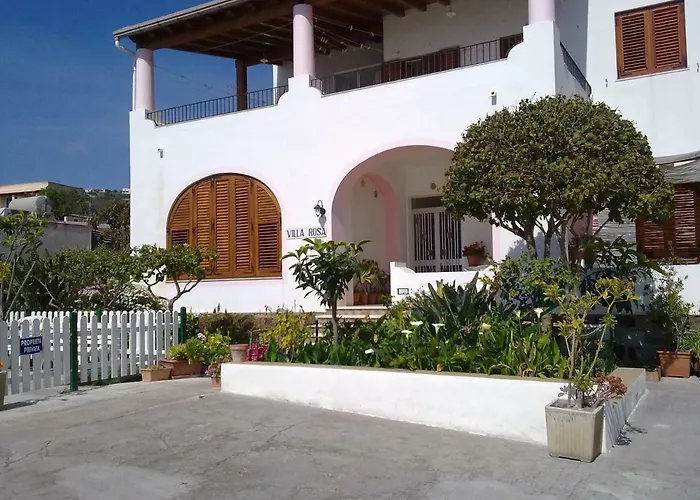 ゲストハウス Rosa リーパリ