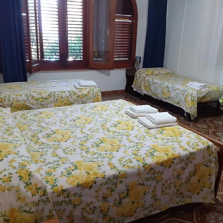 Rosa * Città di Lipari